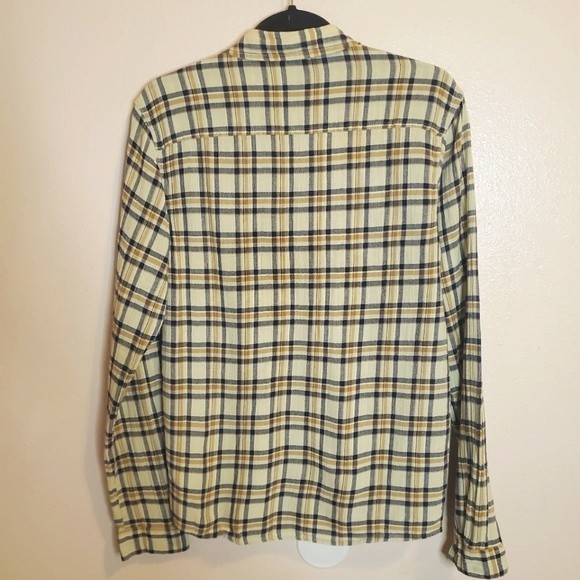 Patagonia plaid yellow and white button up cotton flannel shirt - Picture 2 of 10